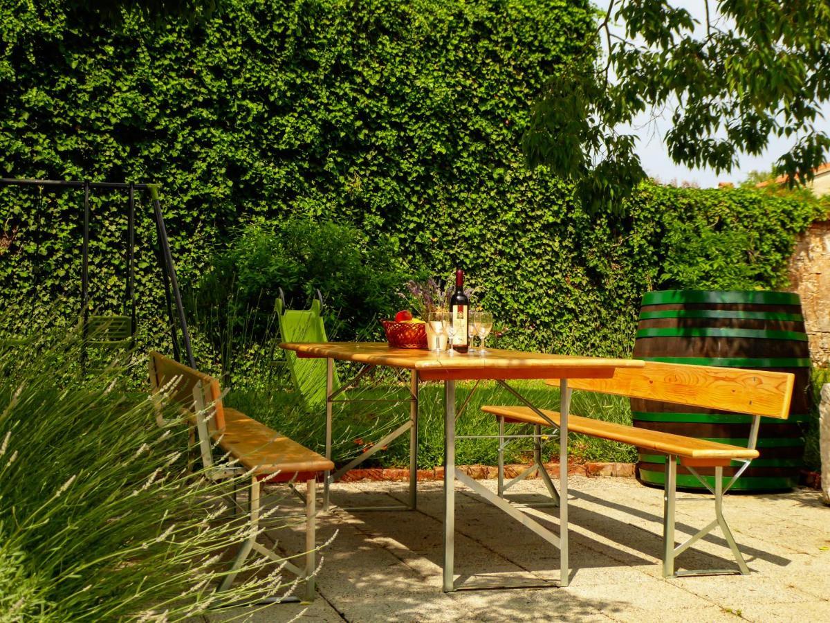 Vila Casa Istriana Nona Pina Kaštelir Exteriér fotografie