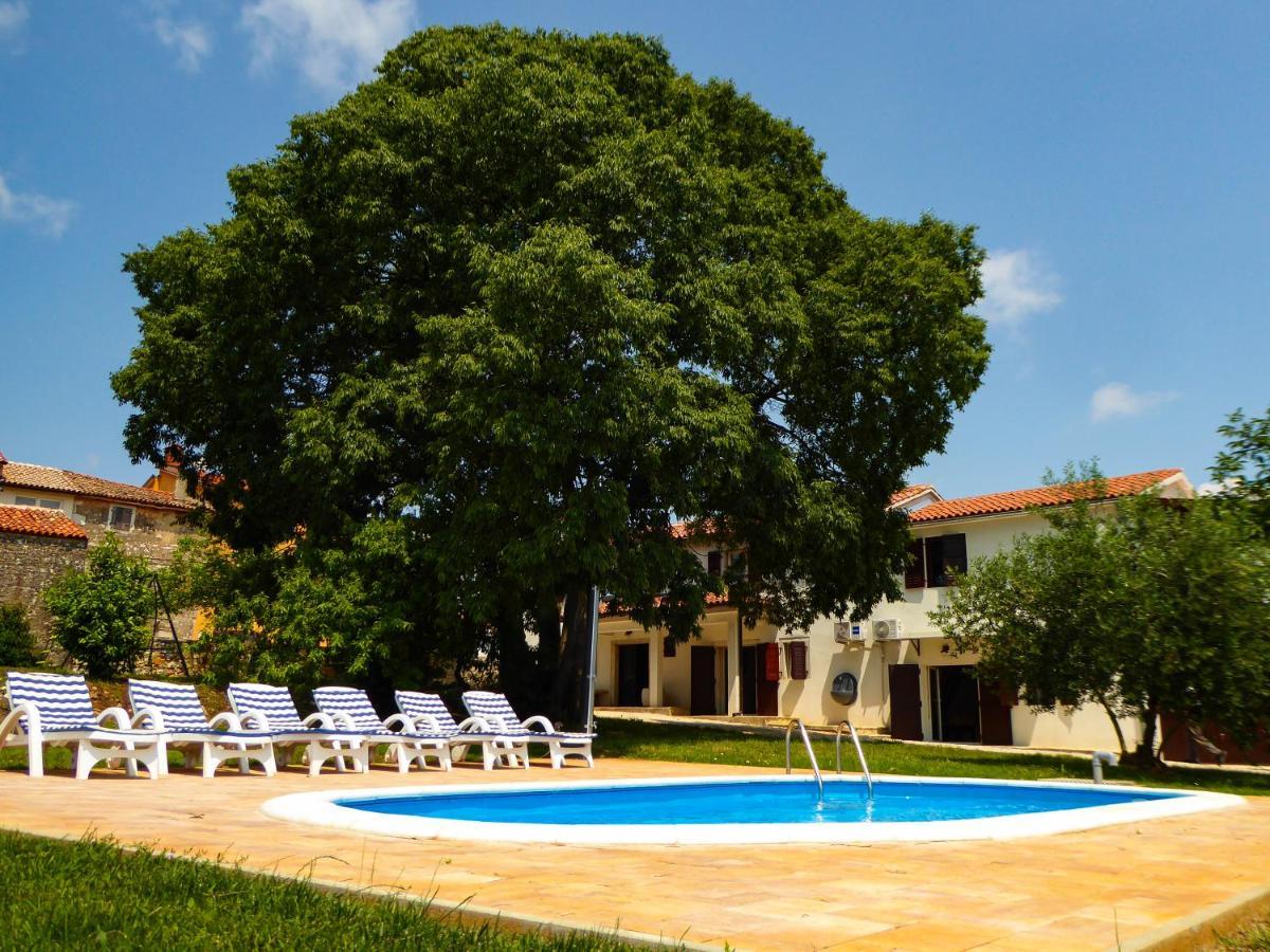 Vila Casa Istriana Nona Pina Kaštelir Exteriér fotografie